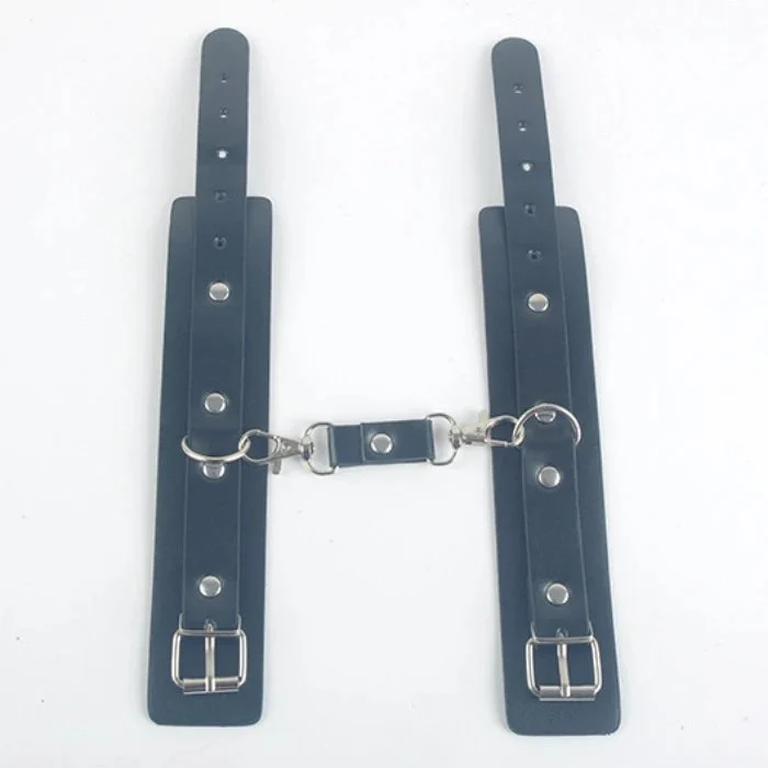 Men and Women's Leather Handcuffs and Ankle Cuffs Bondage Restraint Sex Toys