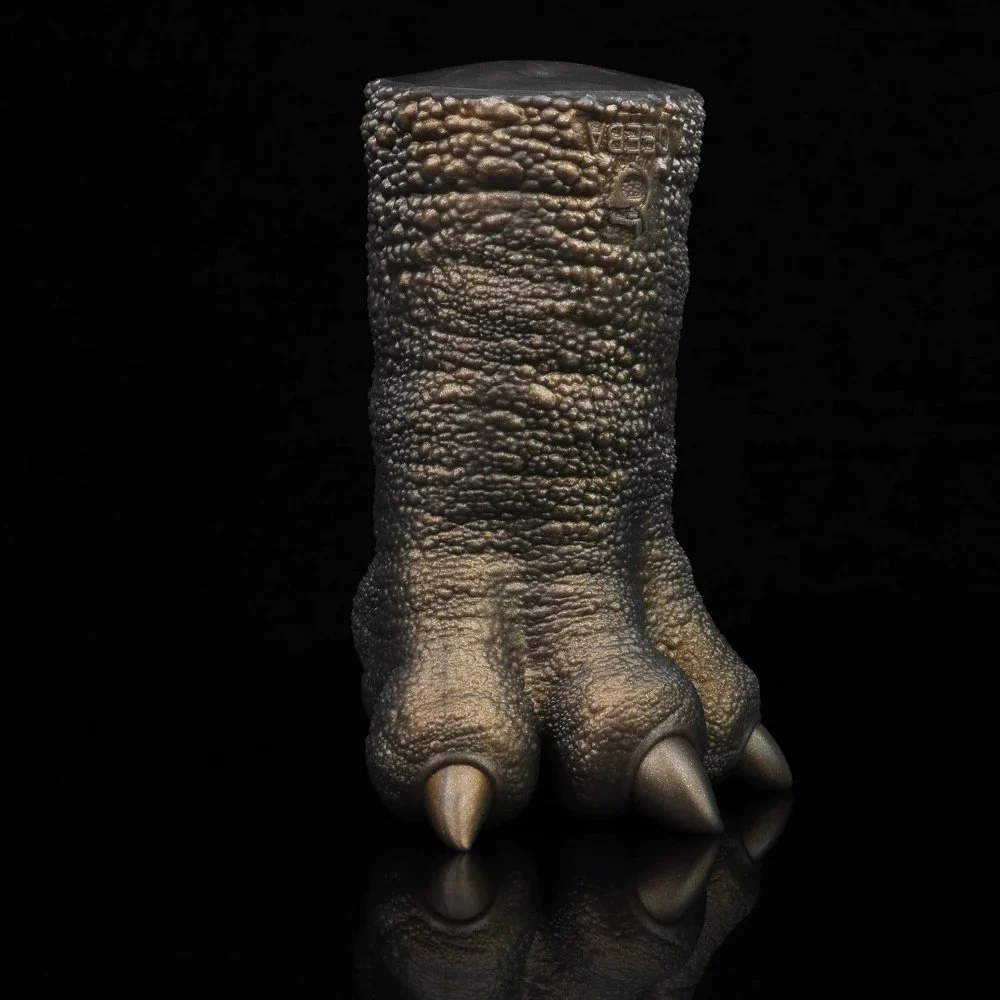 Dragon Paw Soft Doll-Like Realistic Texture Male Masturbator with Detailed Stimulating Tunnel Masturbator for Male