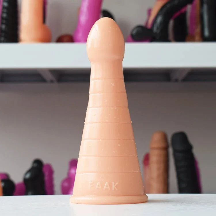7.5 Long Anal Dildo 2.8 Big Butt Plug Faak Shaped Dildos Christmas Hat Cone Strip Ribbed Anal Toys with Big Head